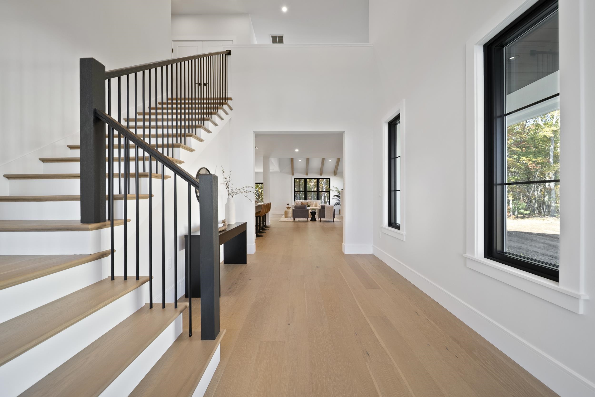 41 Trails Edge Road Windham, NH 03087 - Photo 3 of 44