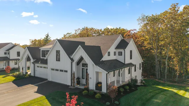 $899,900 | 41 Trails Edge Road, Windham, NH 03087