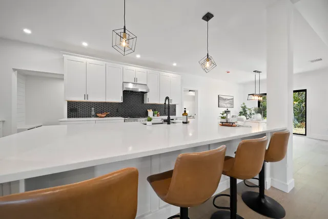 $899,900 | 41 Trails Edge Road, Windham, NH 03087