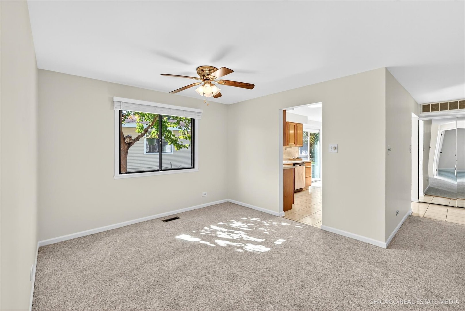 1069 Mohegan Lane Schaumburg, IL 60193 - Photo 13 of 31 a view of empty room with window
