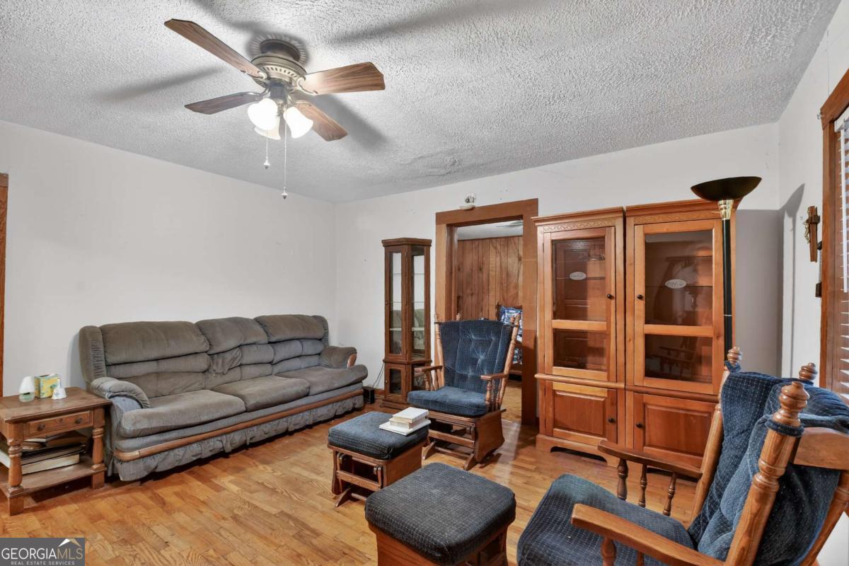 6 Old Aska Curve Blue Ridge, GA 30513 - Photo 13 of 26 a living room with furniture