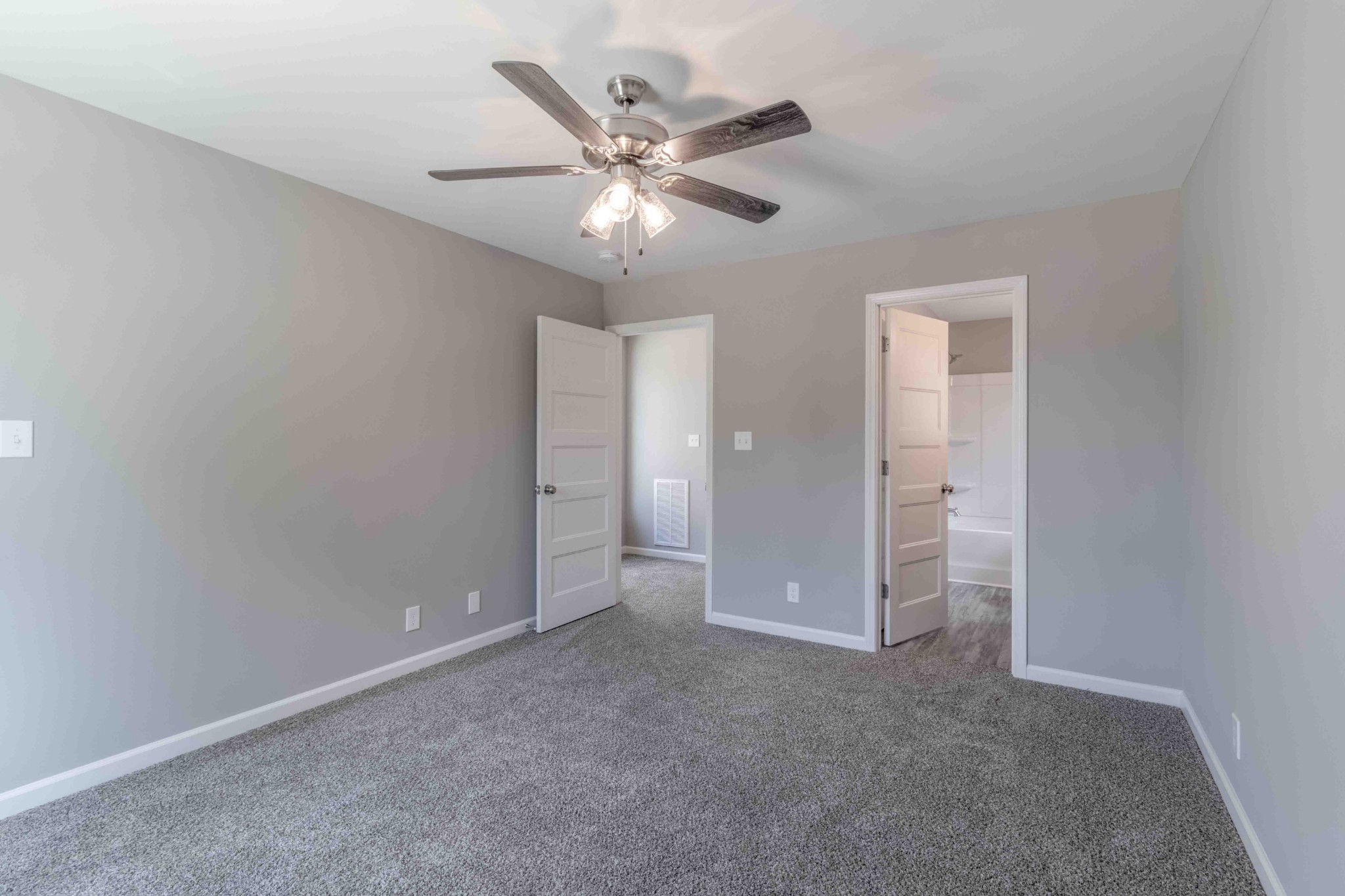 97 Edmondson Ferry Road Clarksville, TN 37040 - Photo 14 of 30 Gallery Image 14