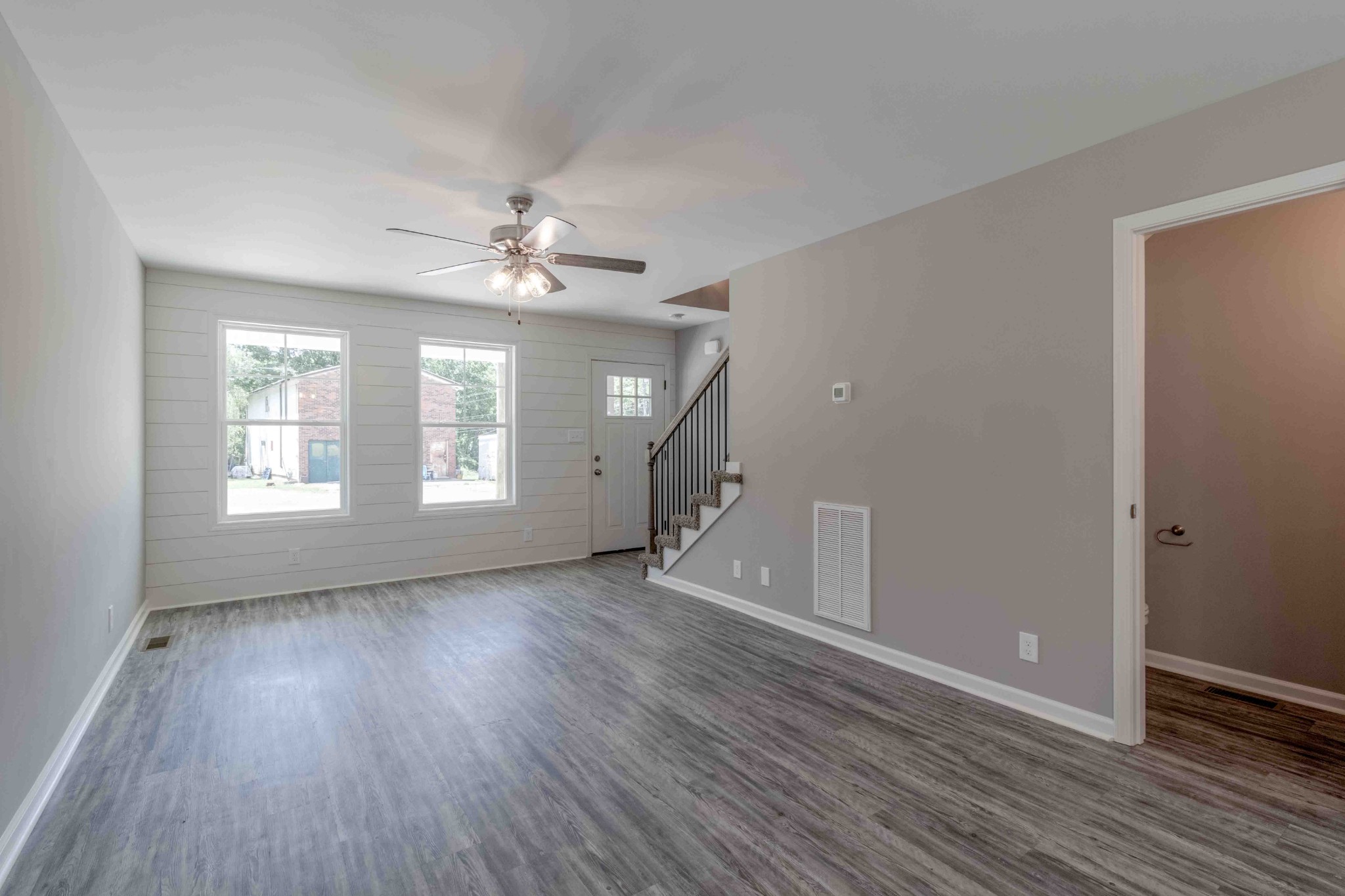97 Edmondson Ferry Road Clarksville, TN 37040 - Photo 5 of 30 Gallery Image 5