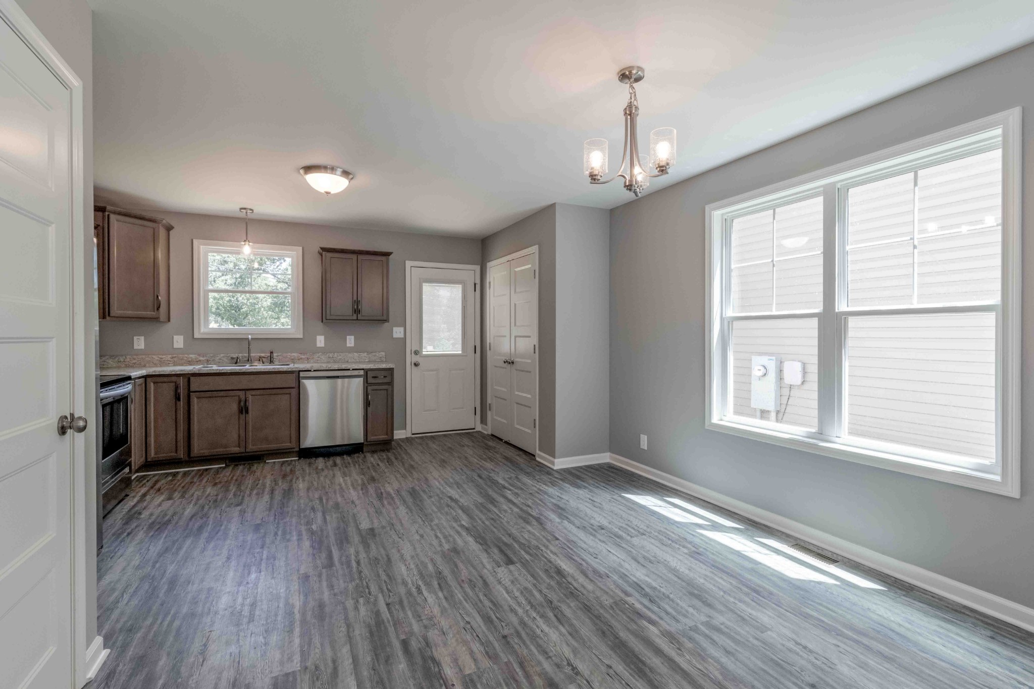97 Edmondson Ferry Road Clarksville, TN 37040 - Photo 6 of 30 Gallery Image 6