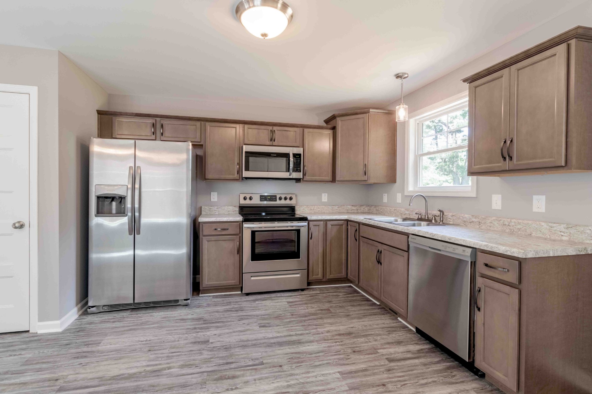 97 Edmondson Ferry Road Clarksville, TN 37040 - Photo 9 of 30 Gallery Image 9