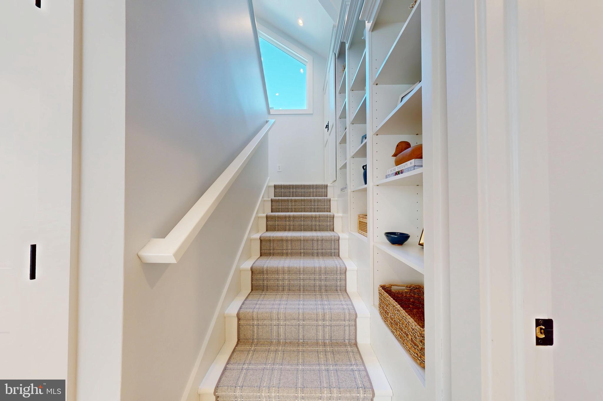 601 Cove Road St. Michaels, MD 21663 - Photo 22 of 39 a view of entryway