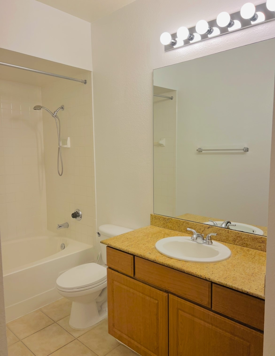 3231 Allen Parkway, Unit 2107 Houston, TX 77019 - Photo 40 of 48 a bathroom with a sink a toilet and shower