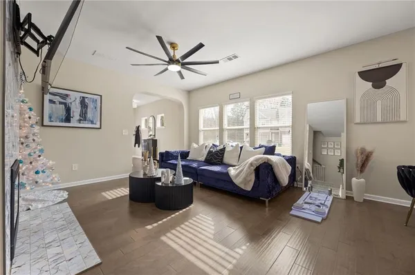 $2,150 | 5011 Longview Walk, Decatur, GA 30035