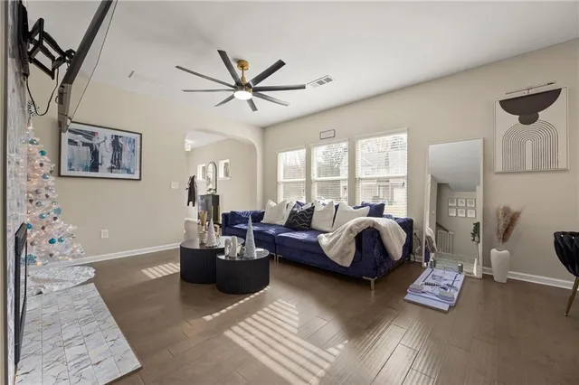 $2,250 | 5011 Longview Walk, Decatur, GA 30035