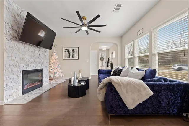 $2,250 | 5011 Longview Walk, Decatur, GA 30035