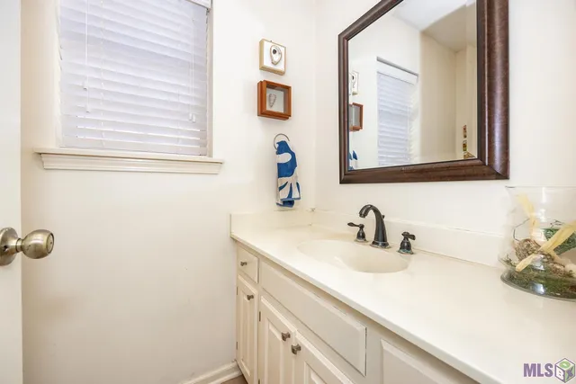 $500,000 | 448 East Woodruff Drive, Baton Rouge, LA 70808