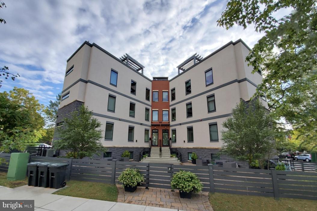 1101 9th Street Northeast, Unit 2 Washington, DC 20002 - Photo 18 of 28 Gallery Image 18