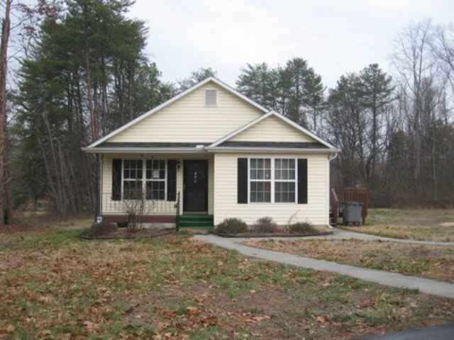 714 Crestfield Road Greenville, SC 29605 - Photo 1 of 6 Gallery Image 1