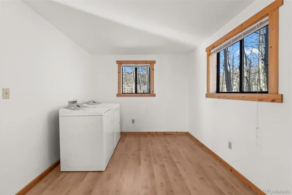 a view of utility room with washer and dryer