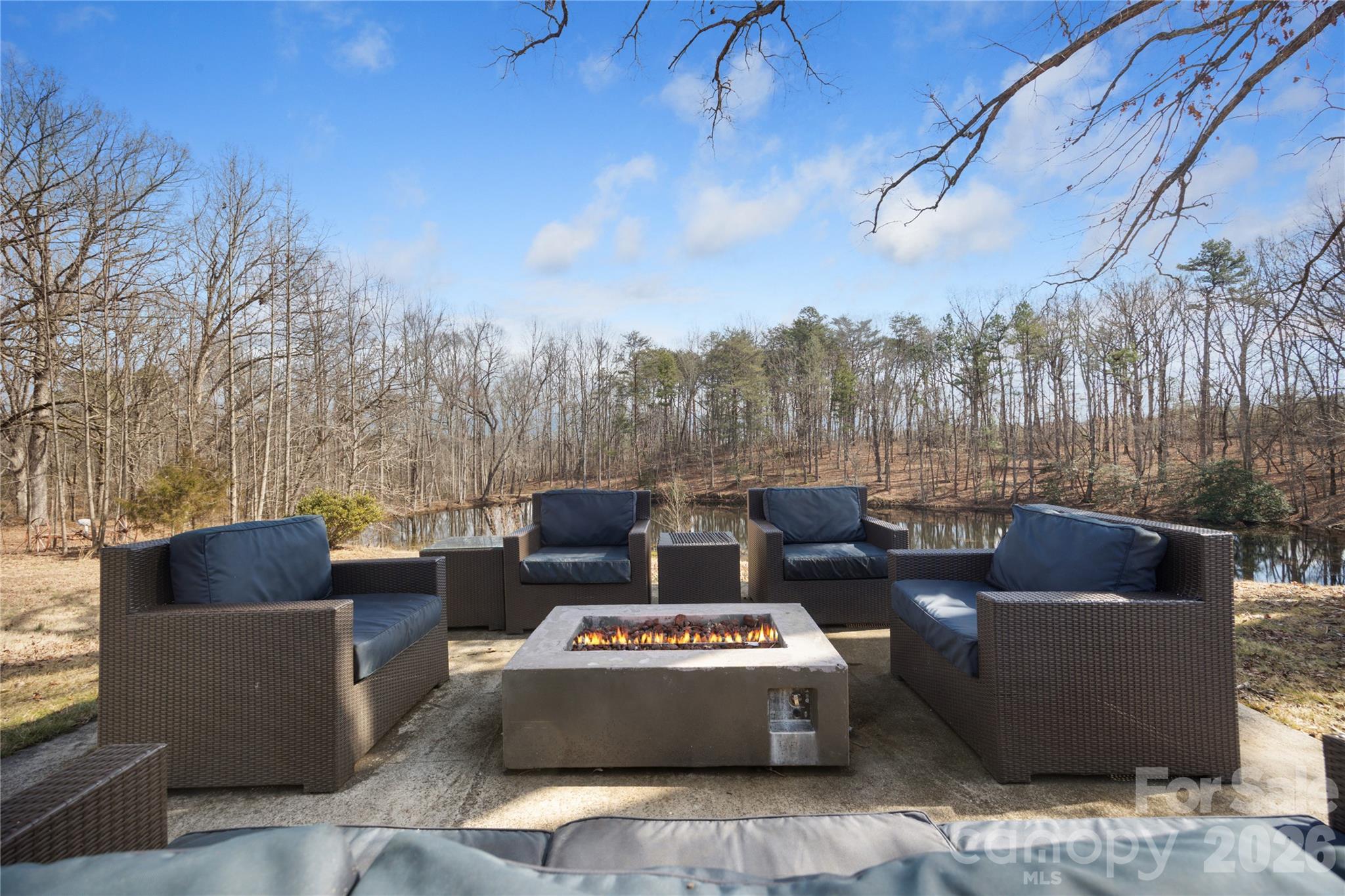 7127 Reeps Grove Church Road Vale, NC 28168 - Photo 5 of 35 a view of couches and city view