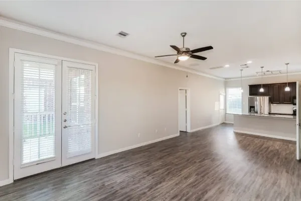 $2,453 | 6511 Gray Birch Lane, League City, TX 77539