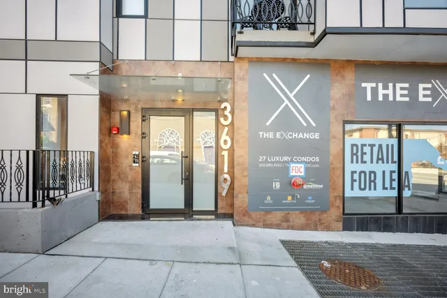 a view of an entrance of the building