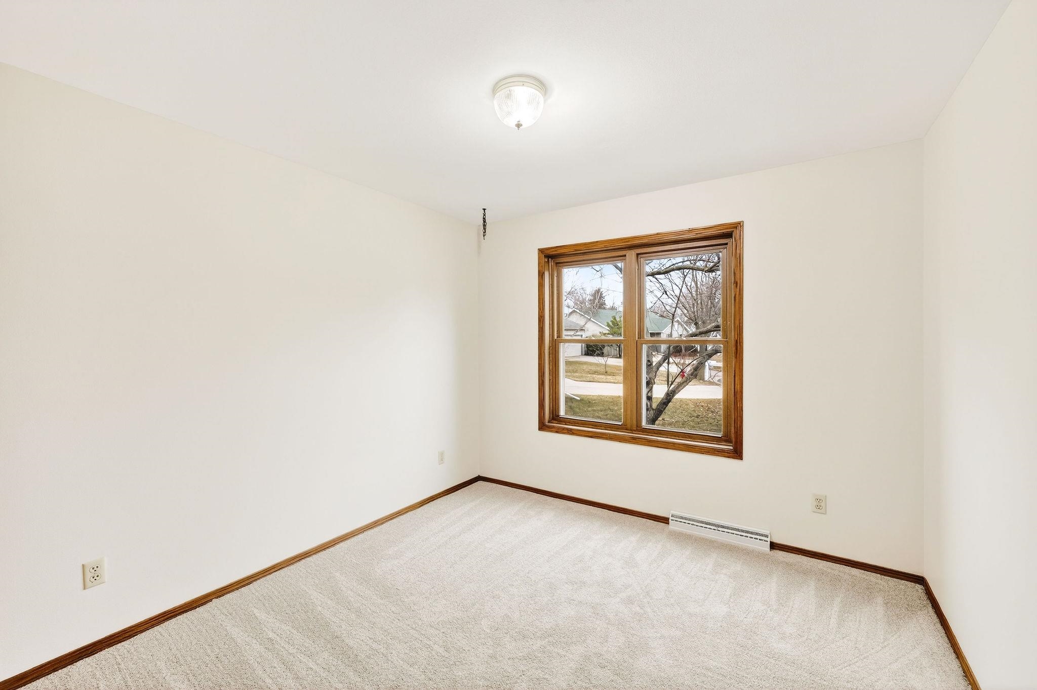 10 Wynbrook Circle Madison, WI 53704 - Photo 15 of 23