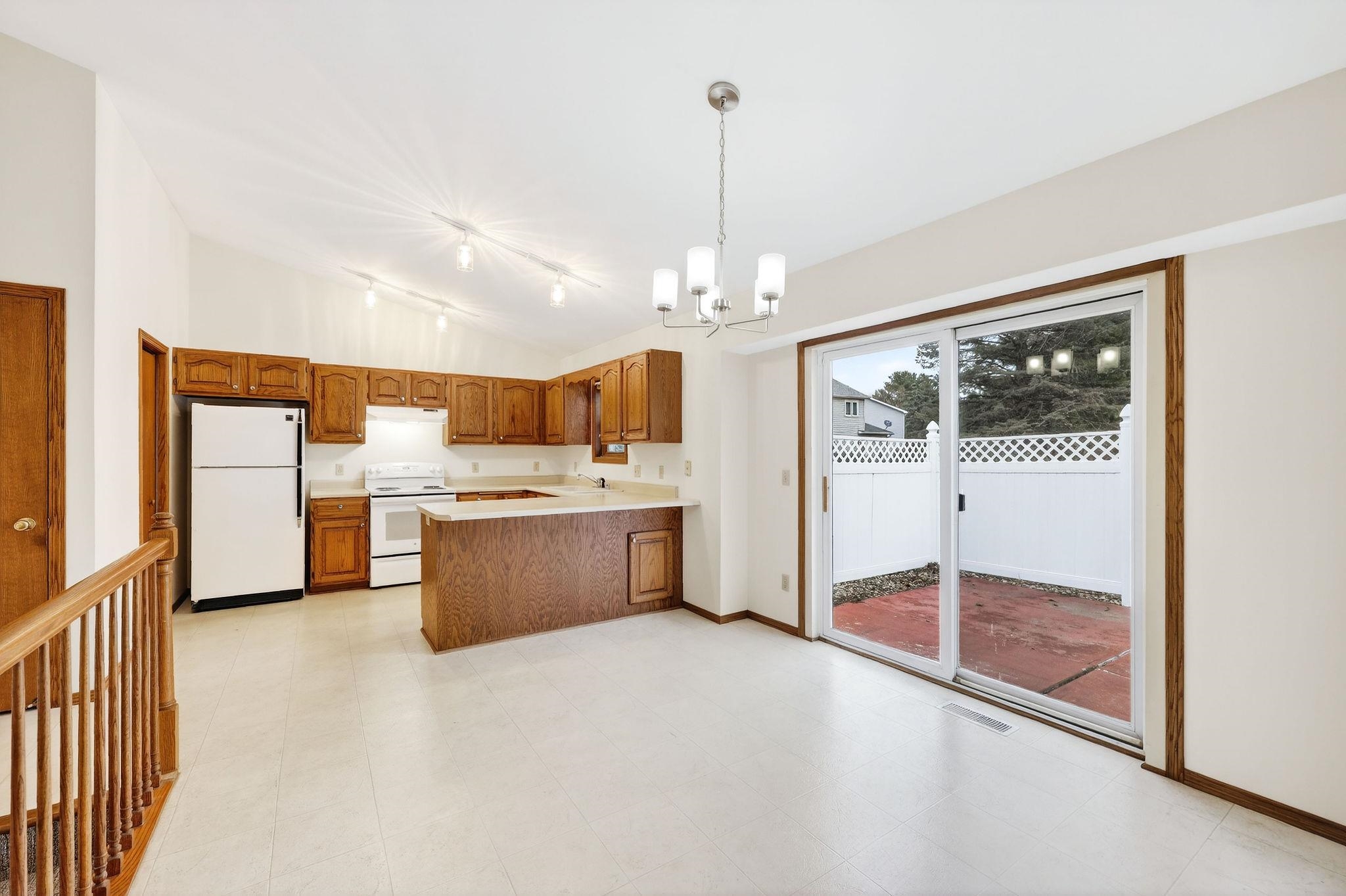 10 Wynbrook Circle Madison, WI 53704 - Photo 10 of 23