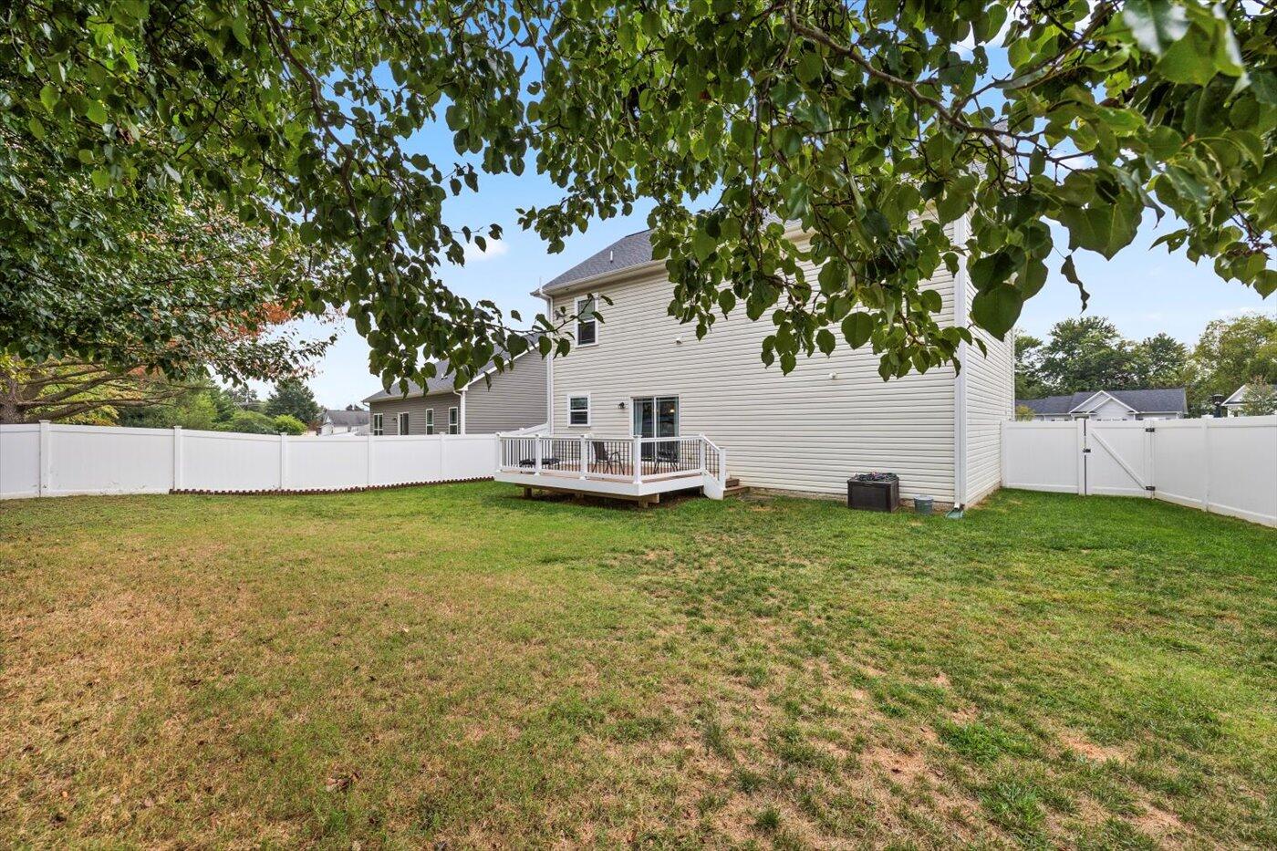 105 Ridgeway Street Fredericksburg, VA 22401 - Photo 32 of 34 05-6K1A6898