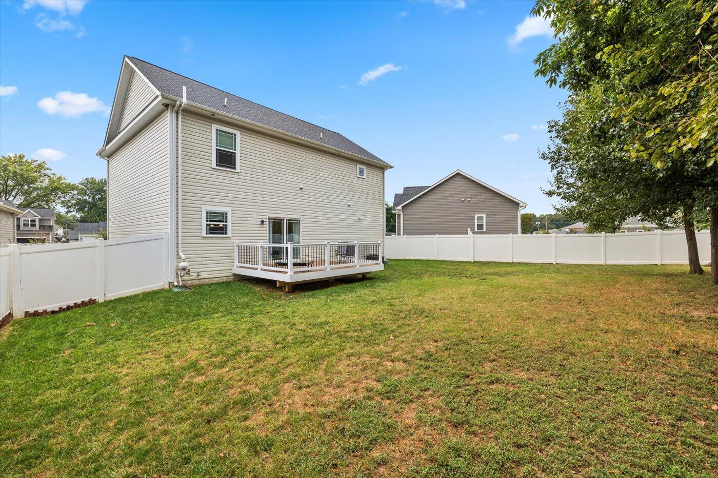 105 Ridgeway Street Fredericksburg, VA 22401 - Photo 33 of 34 06-6K1A6899