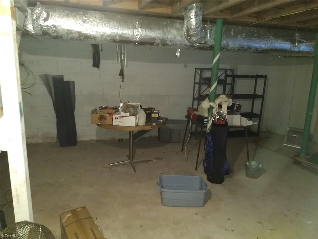 206 Ridgewood Drive Lexington, NC 27292 - Photo 24 of 26 basement