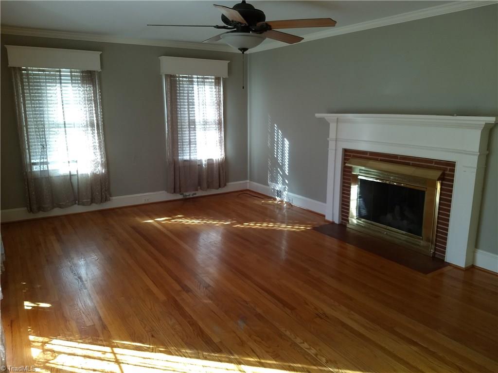 206 Ridgewood Drive Lexington, NC 27292 - Photo 6 of 26 Living room