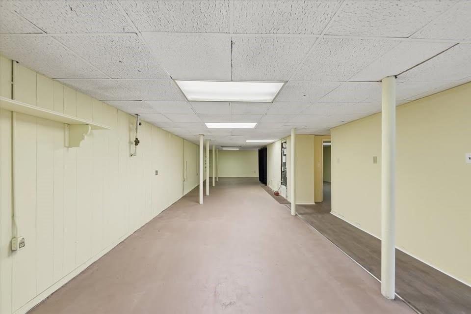 8435 Campbellton Fairburn Road Fairburn, GA 30213 - Photo 16 of 21 a view of a hallway with an empty room
