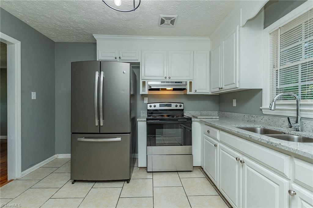 1207 Robin Road Eden, NC 27288 - Photo 19 of 32 Gallery Image 19