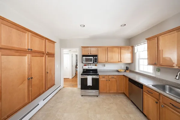$539,000 | 95 Sunnyside Avenue, Holden, MA 01520
