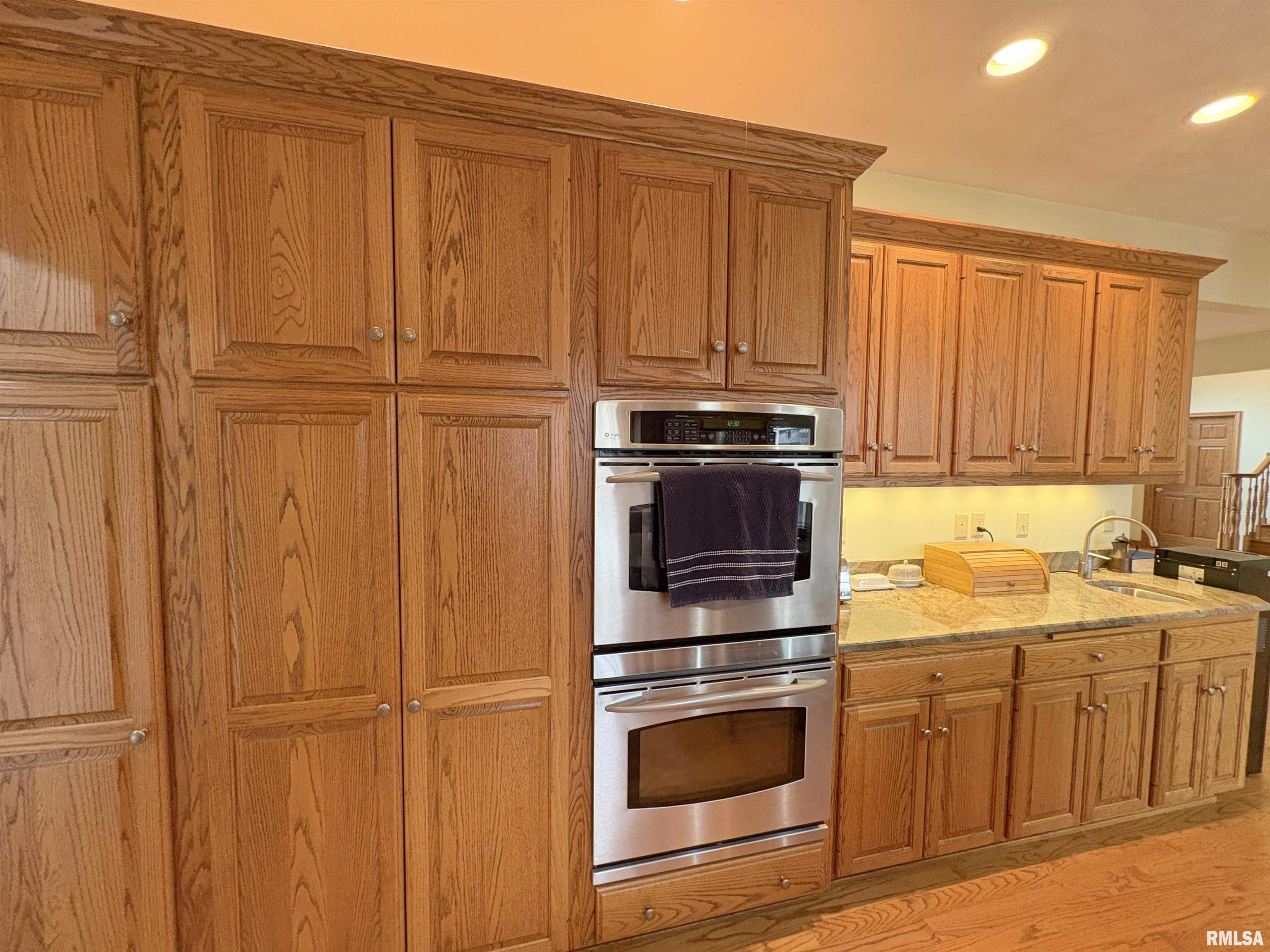 1714 Oak Ridge Washington, IL 61571 - Photo 25 of 81 Gallery Image 25