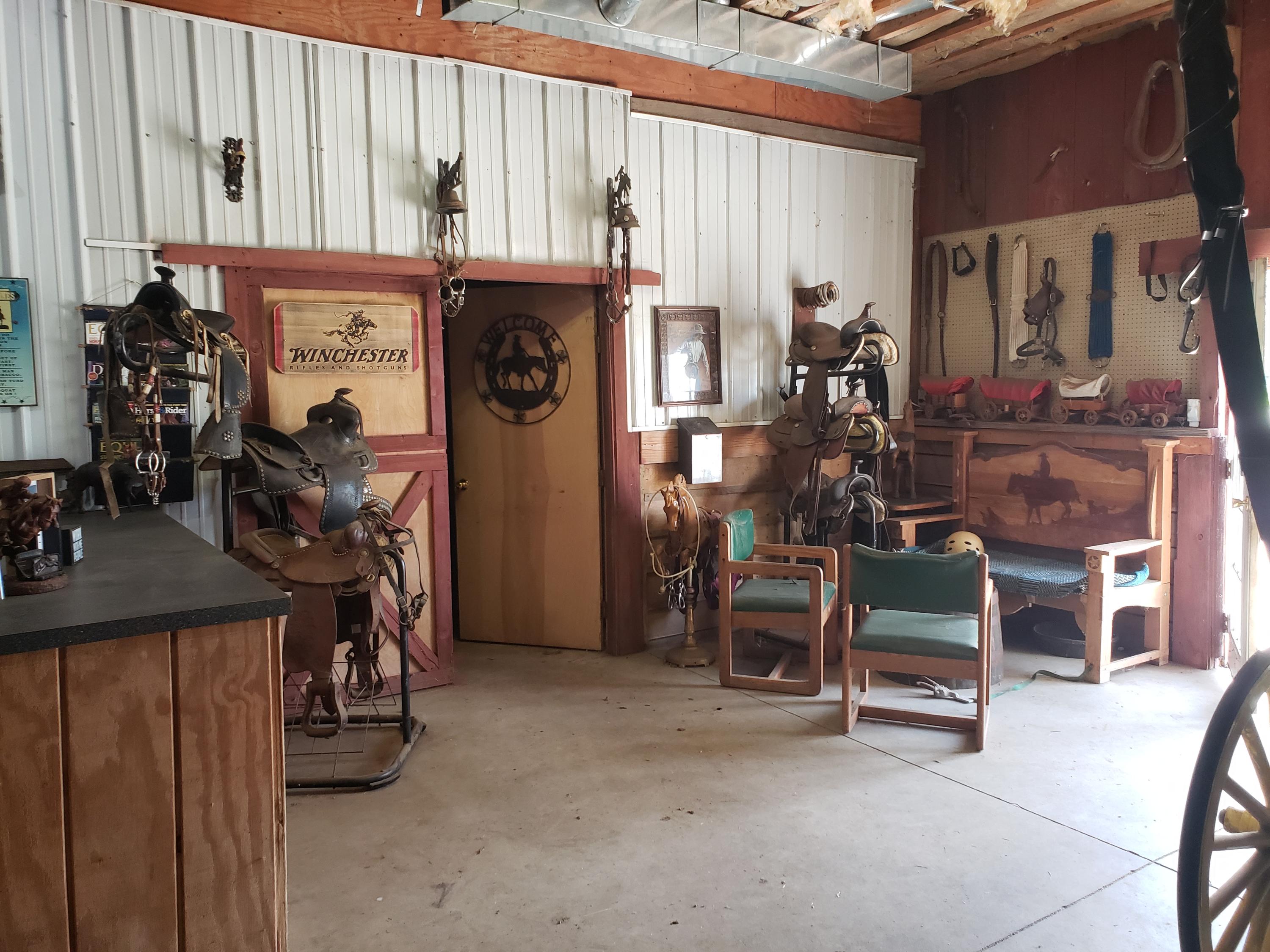 11086 Howard City Edmore Road Lakeview, MI 48850 - Photo 8 of 42 Entrance Office