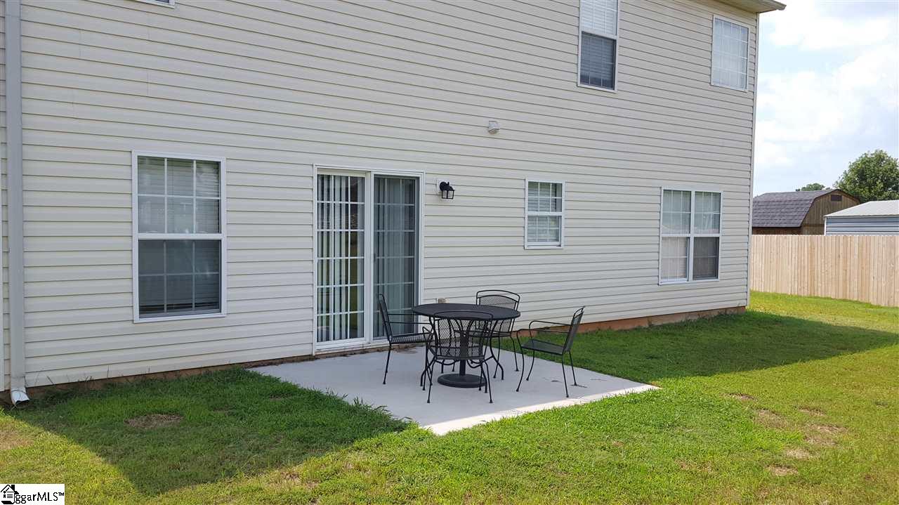 10 Catterick Way Fountain Inn, SC 29644 - Photo 3 of 23 Gallery Image 3
