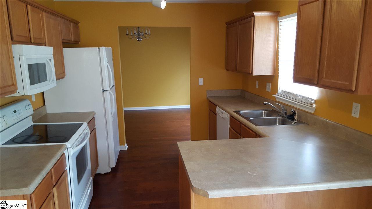 10 Catterick Way Fountain Inn, SC 29644 - Photo 7 of 23 Gallery Image 7