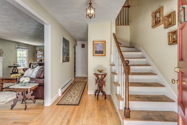 106 Red Gate Lane Reading, MA 01867 - Photo 4 of 30