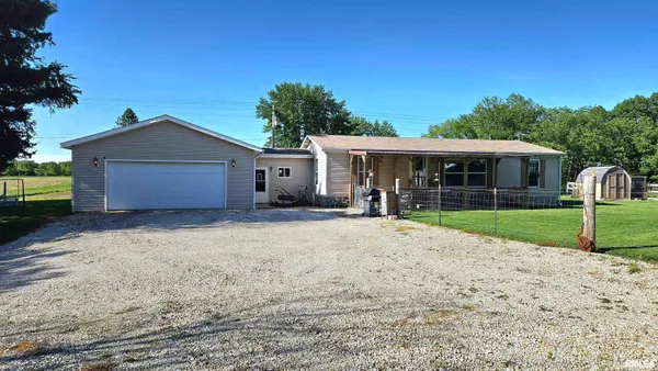 $189,900 | 25721 North Dogpatch Road, Ellisville, IL 61431