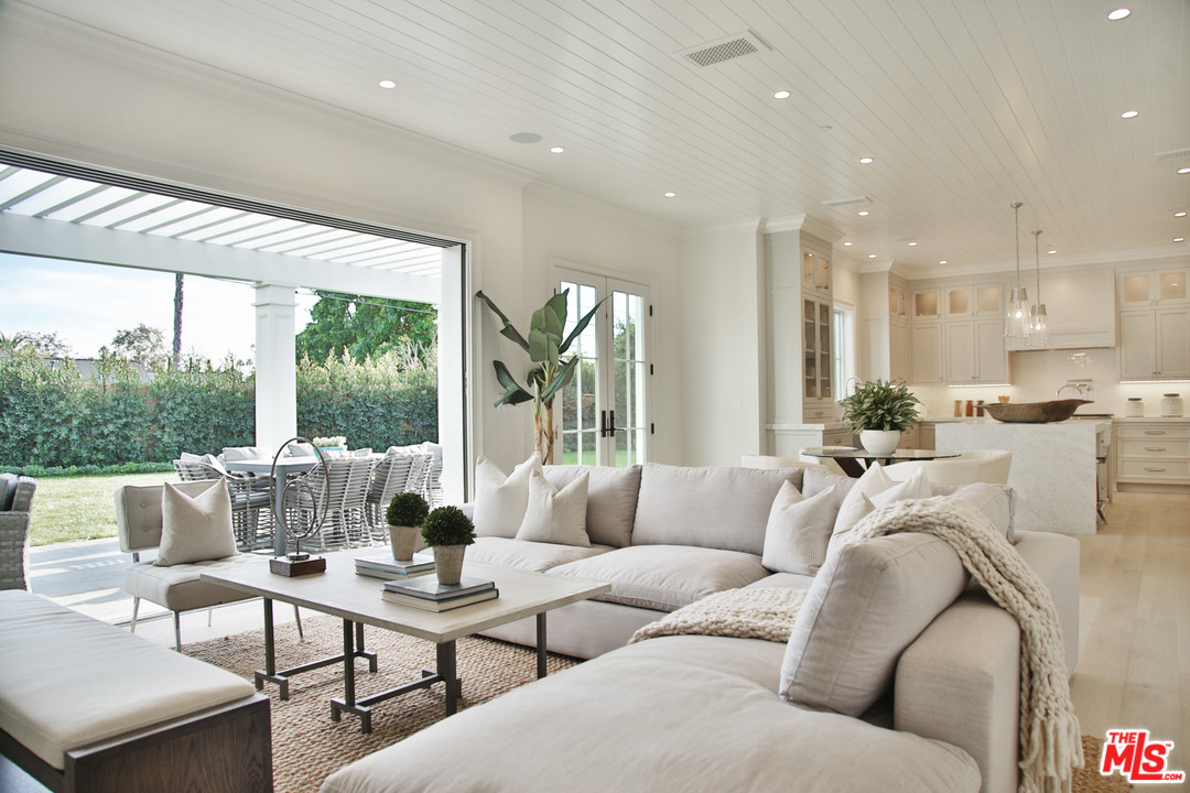 3160 Cavendish Drive Los Angeles, CA 90064 - Photo 16 of 49