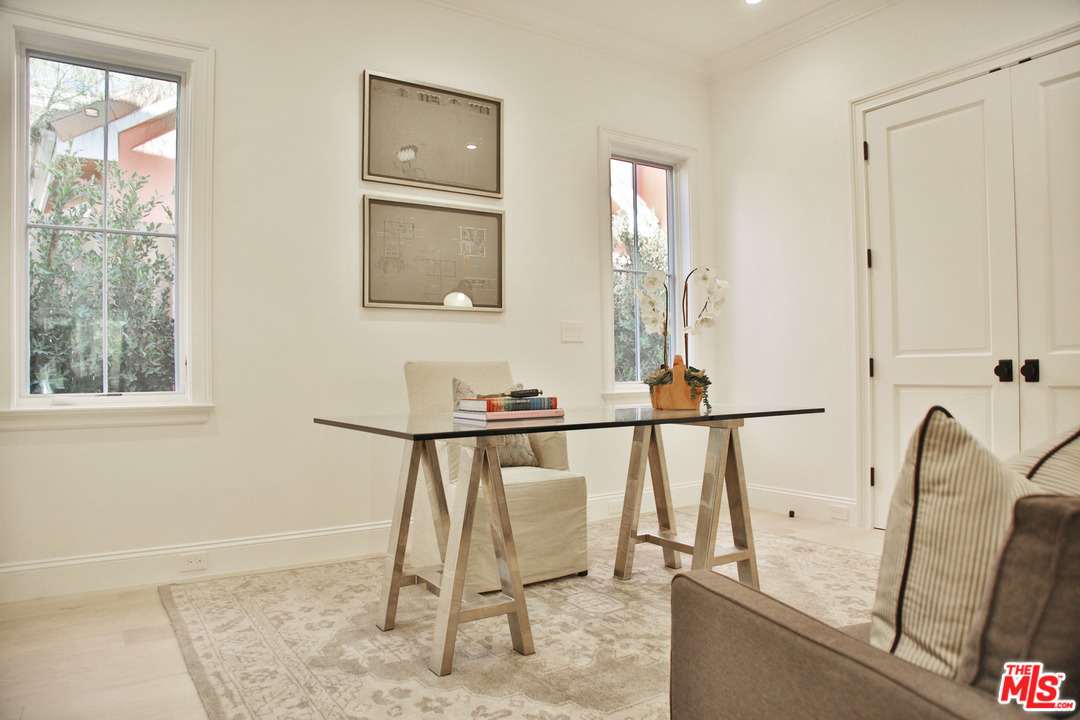 3160 Cavendish Drive Los Angeles, CA 90064 - Photo 19 of 49