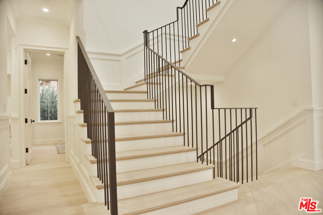 3160 Cavendish Drive Los Angeles, CA 90064 - Photo 21 of 49