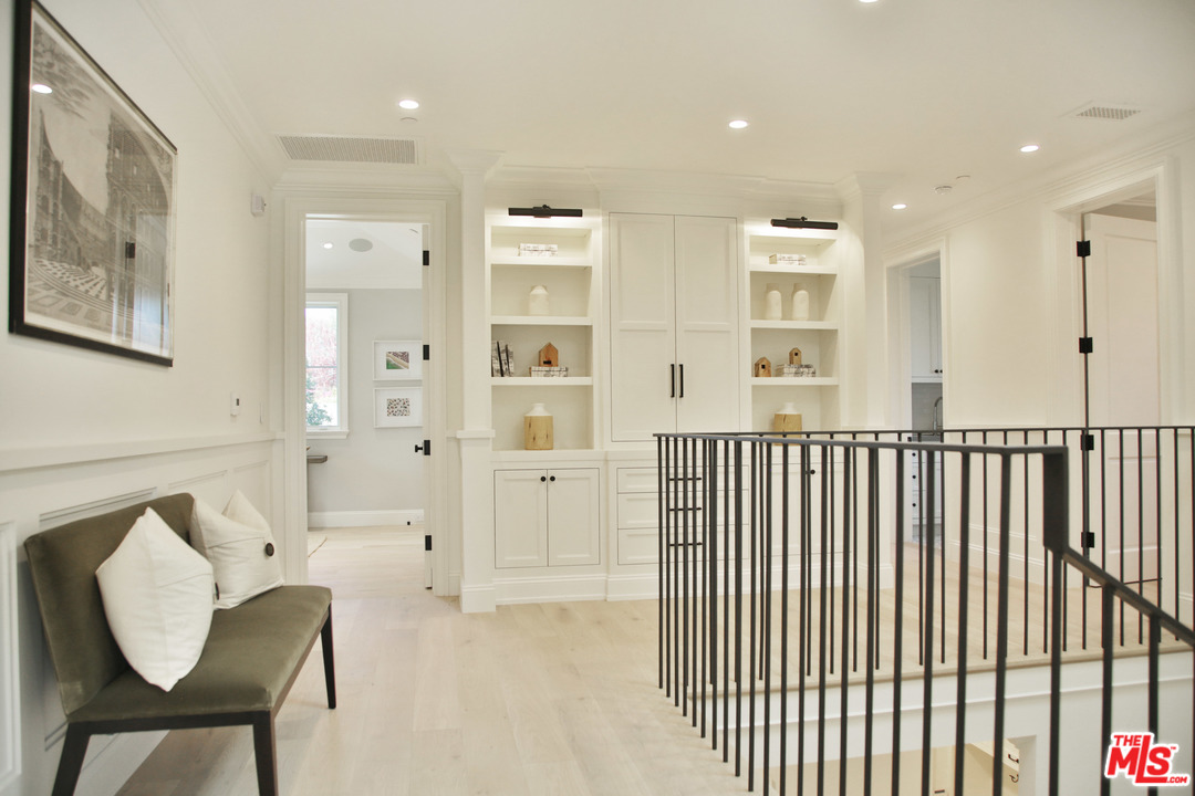 3160 Cavendish Drive Los Angeles, CA 90064 - Photo 28 of 49