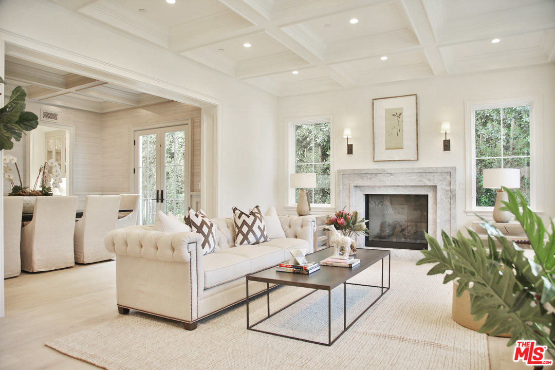 3160 Cavendish Drive Los Angeles, CA 90064 - Photo 5 of 49