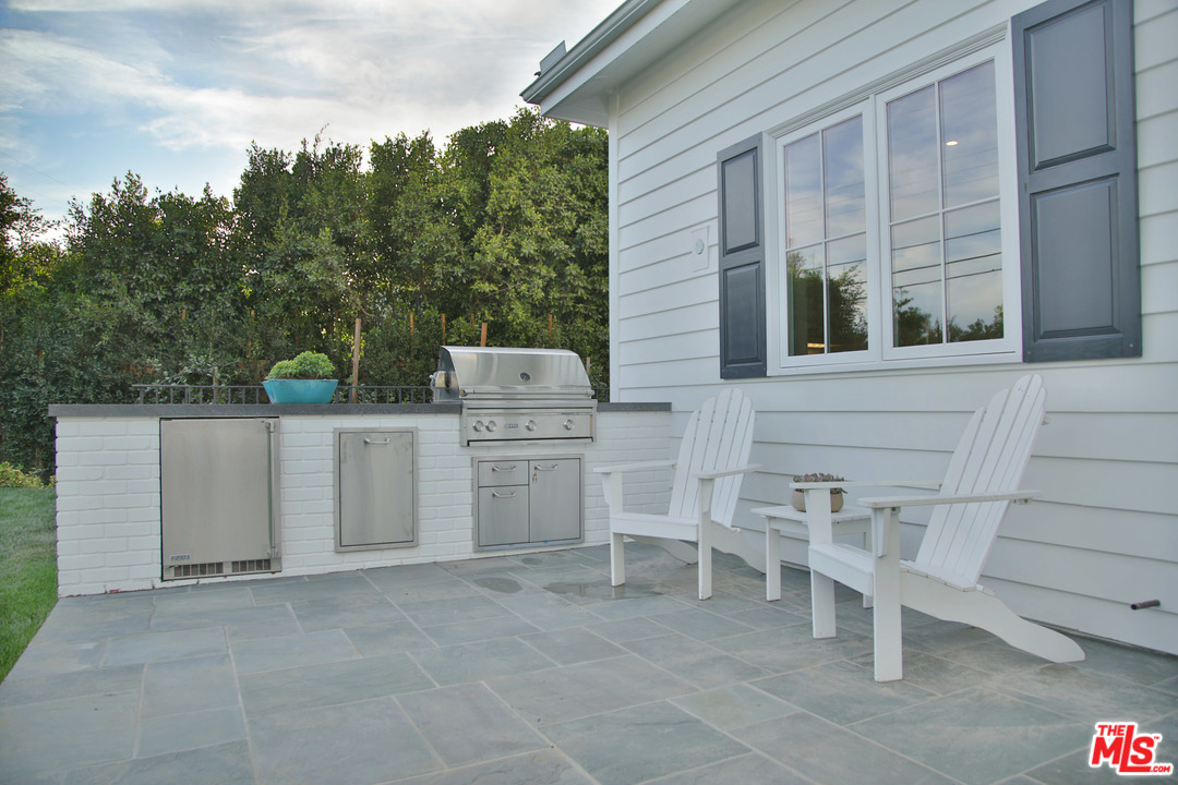 3160 Cavendish Drive Los Angeles, CA 90064 - Photo 42 of 49