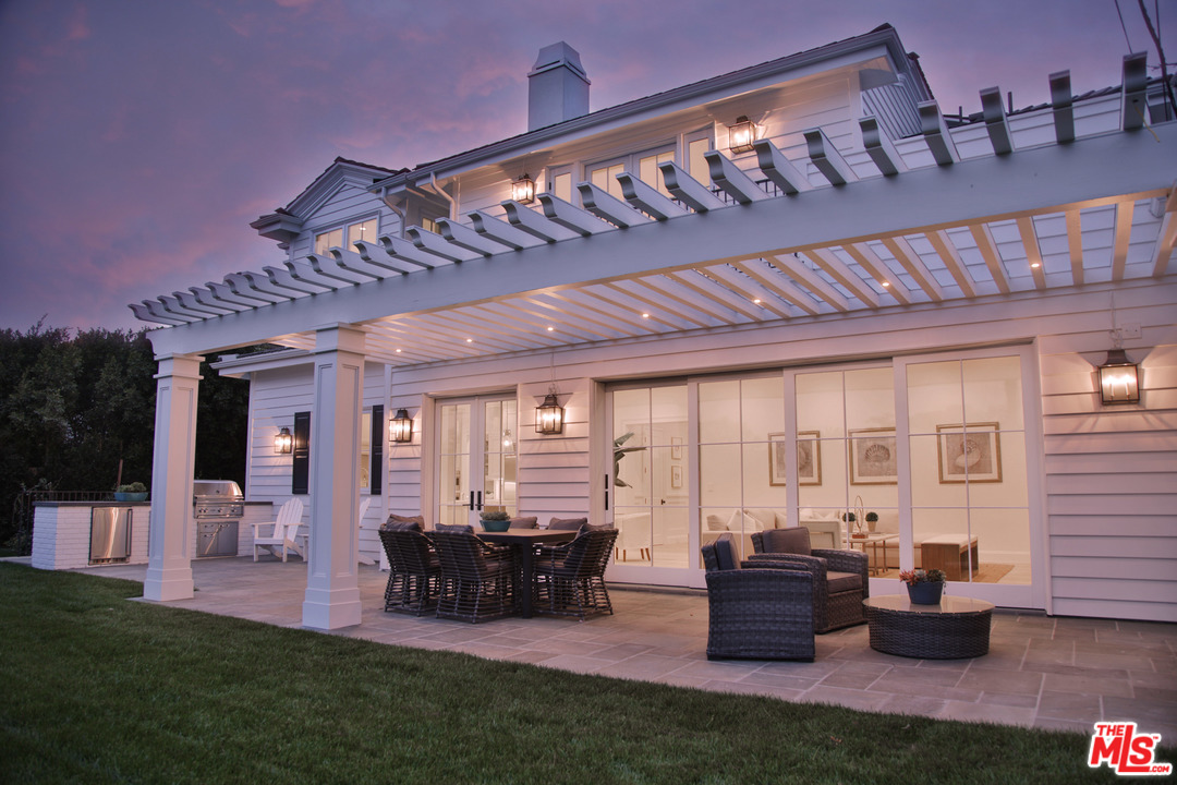 3160 Cavendish Drive Los Angeles, CA 90064 - Photo 47 of 49