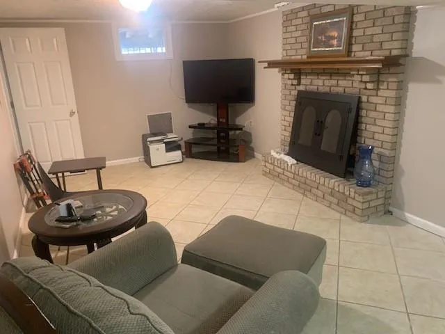 $335,000 | 4317 Northwest R D Mize Road, Blue Springs, MO 64015