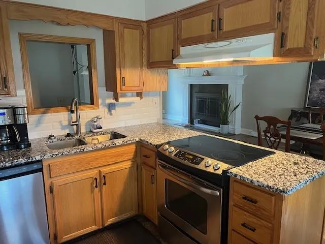 $335,000 | 4317 Northwest R D Mize Road, Blue Springs, MO 64015