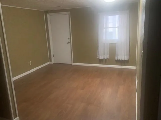 $335,000 | 4317 Northwest R D Mize Road, Blue Springs, MO 64015