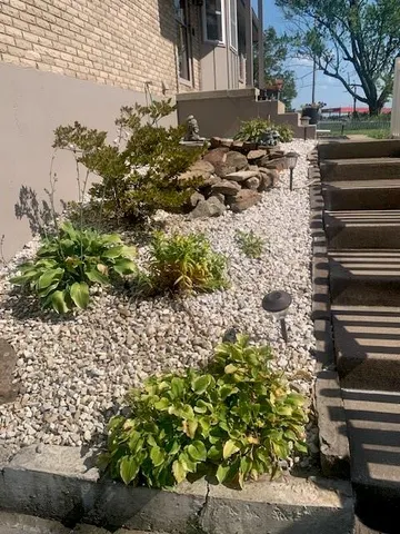 $335,000 | 4317 Northwest R D Mize Road, Blue Springs, MO 64015