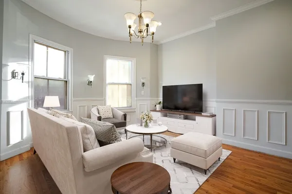 $4,200 | 617 Massachusetts Avenue, Unit 3, Boston, MA 02118