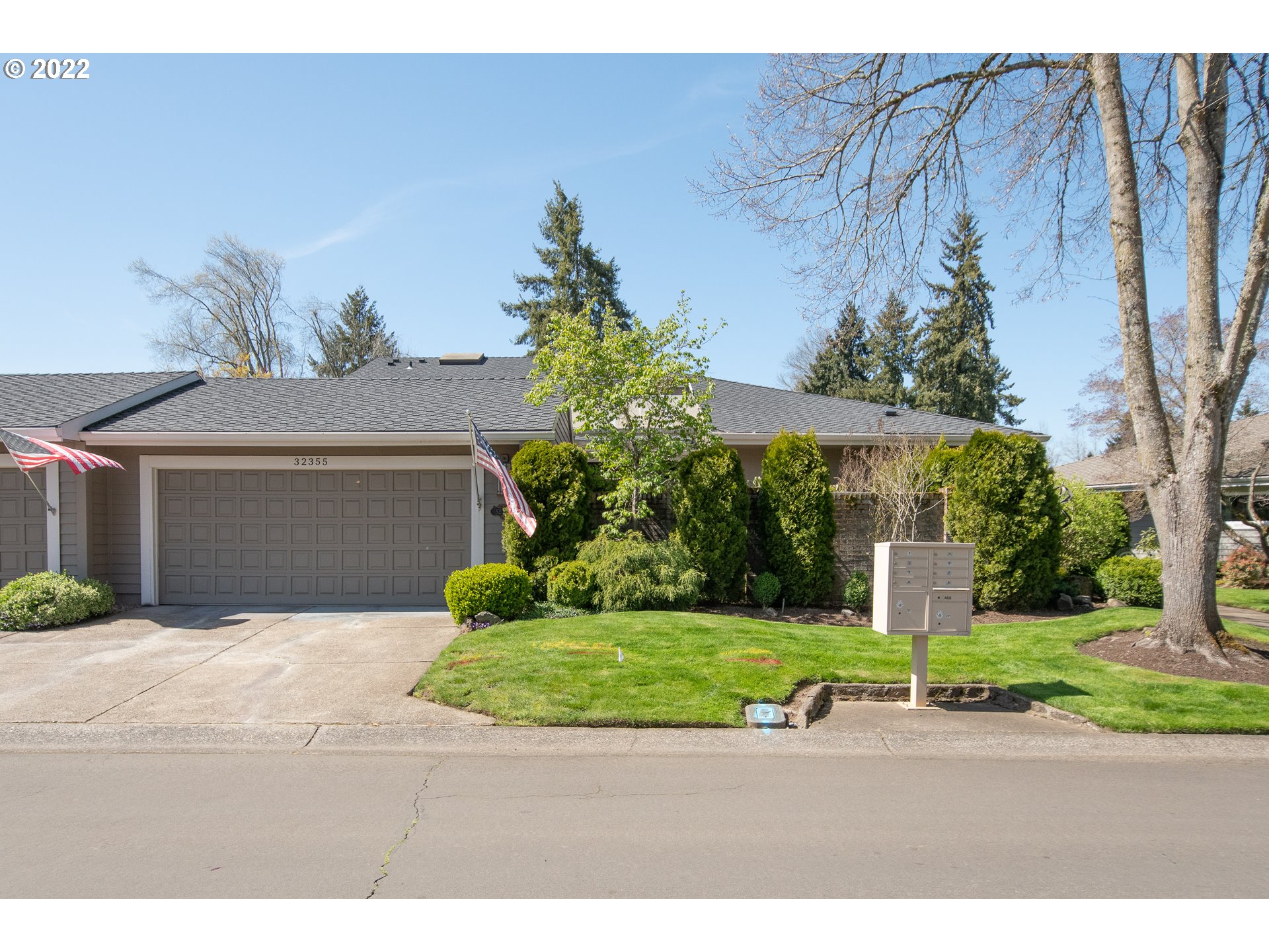 32355 Southwest Boones Bend Road Wilsonville, OR 97070 - Photo 29 of 29 Front Yard