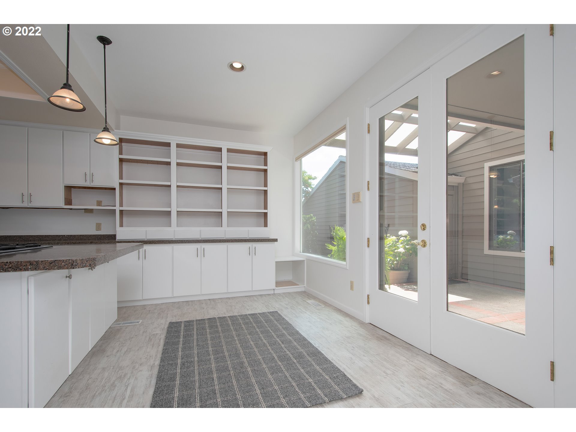 32355 Southwest Boones Bend Road Wilsonville, OR 97070 - Photo 7 of 29 Kitchen/Nook